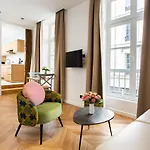 Cmg Résidence République - Rue Béranger *